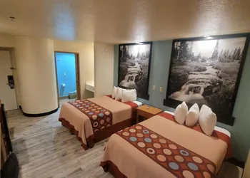 Super 8 by Wyndham Show Low hotel thumbnail 4