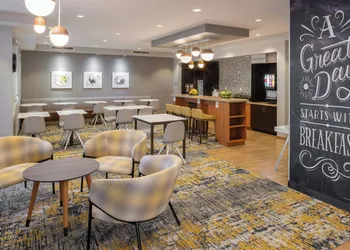 TownePlace Suites by Marriott Lancaster, CA hotel thumbnail 4