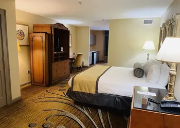 Hotel 27 hotel thumbnail 5