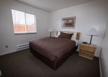Austin's Chuckwagon Lodge hotel thumbnail 7