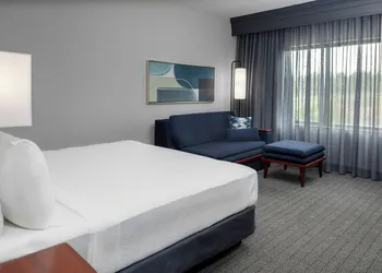 Courtyard by Marriott Pittsburgh Greensburg hotel thumbnail 4