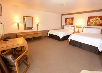 Burlington Inn hotel thumbnail 6