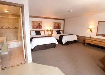 Burlington Inn hotel thumbnail 8