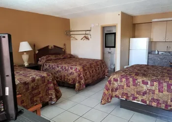 Cloud 9 Inn hotel thumbnail 7