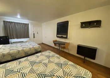 Motel 6 Bryan, TX - College Station hotel thumbnail 8