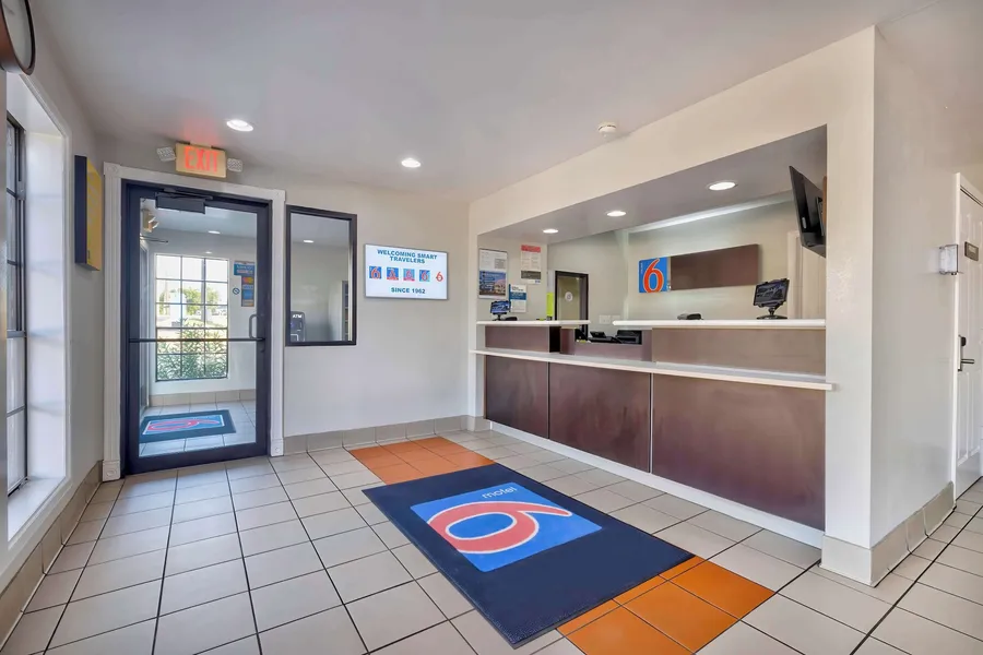 Motel 6 Bryan, TX - College Station hotel detail image 2