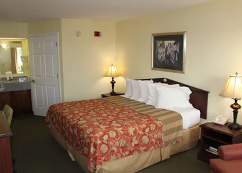 Jameson Inn Perry hotel thumbnail 8