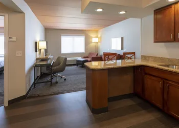Holiday Inn Marquette by IHG hotel thumbnail 8