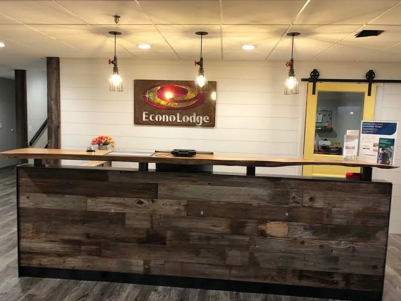 Econo Lodge Lakeview hotel detail image 6