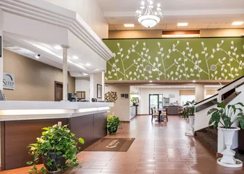 Sleep Inn & Suites hotel thumbnail 2