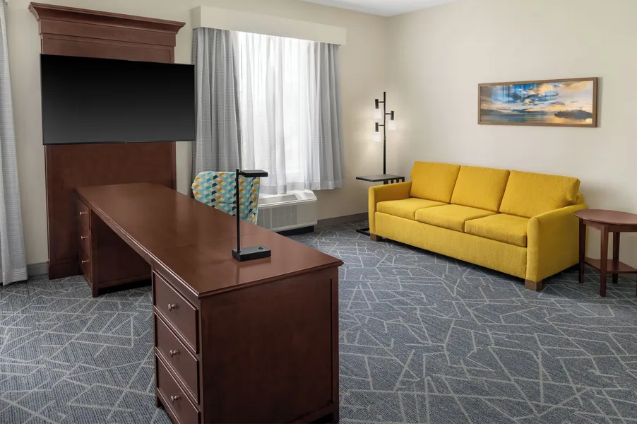 Hampton Inn & Suites Coconut Creek hotel detail image 6