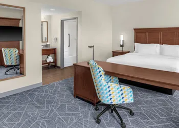 Hampton Inn & Suites Coconut Creek hotel thumbnail 8