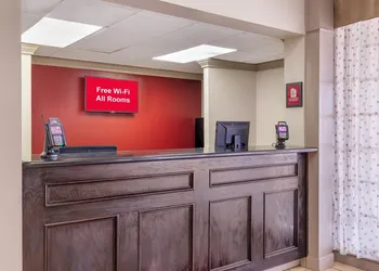 Red Roof Inn Dunn hotel thumbnail 7