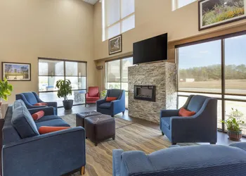 Comfort Suites Wilson I-95 hotel thumbnail 5