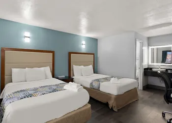 Americas Best Value Inn Bangor hotel thumbnail 7