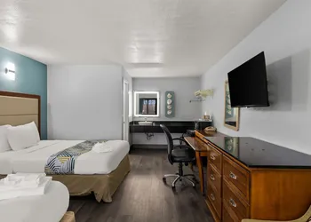 Americas Best Value Inn Bangor hotel thumbnail 8
