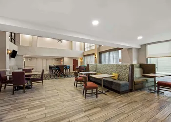Hampton Inn & Suites Wilson I-95 hotel thumbnail 3