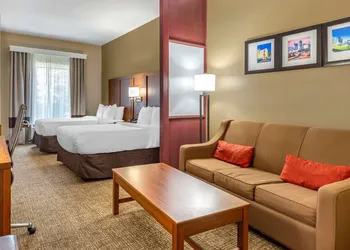 Comfort Suites Clayton - Garner hotel thumbnail 5