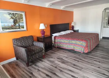 Travelodge by Wyndham Elkton University Area hotel thumbnail 6