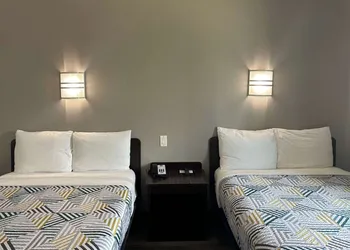 Motel 6 Mission, TX hotel thumbnail 6