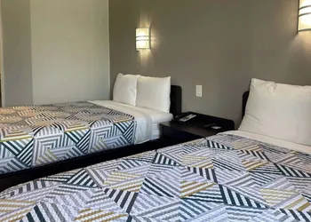 Motel 6 Mission, TX hotel thumbnail 7