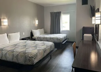 Motel 6 Mission, TX hotel thumbnail 8
