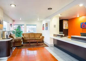 Motel 6 Wenatchee, WA hotel thumbnail 3