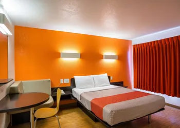 Motel 6 Wenatchee, WA hotel thumbnail 8