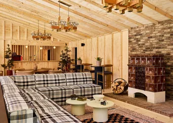 Bluebird Cady Hill Lodge hotel thumbnail 2