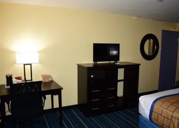 Days Inn by Wyndham Augusta hotel thumbnail 2