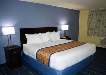 Days Inn by Wyndham Augusta hotel thumbnail 3