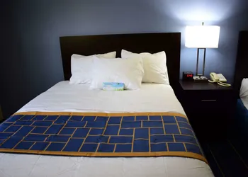 Days Inn by Wyndham Augusta hotel thumbnail 7