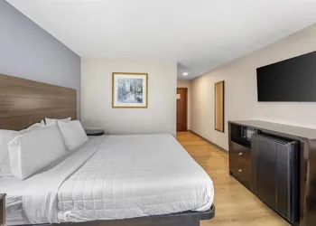 SureStay Hotel by Best Western Morganton hotel thumbnail 7