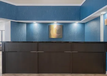 Comfort Inn Belleville hotel thumbnail 2