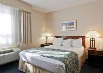 Travelodge by Wyndham Trenton hotel thumbnail 6