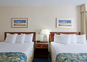 Travelodge by Wyndham Trenton hotel thumbnail 8