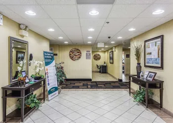 Comfort Inn Decatur Priceville hotel thumbnail 3