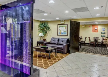 Comfort Inn Decatur Priceville hotel thumbnail 5
