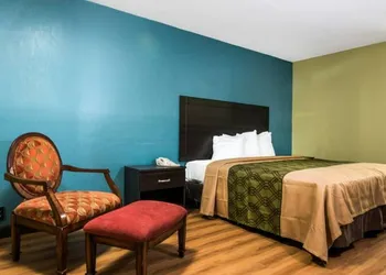 Royal Extended Stay Hotel hotel thumbnail 3