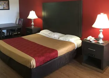 Econo Lodge Ruther Glen hotel thumbnail 8