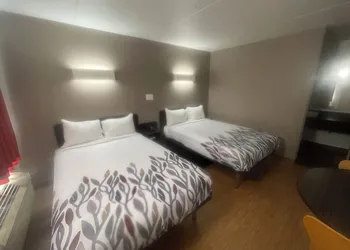 Motel 41 hotel thumbnail 8