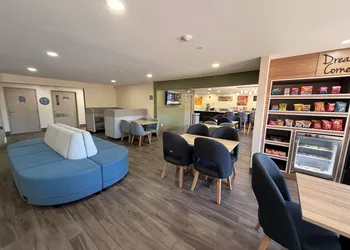 Sleep Inn & Suites – Oxford – University Area hotel thumbnail 3