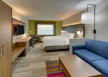 Holiday Inn Express Cincinnati North - Monroe by IHG hotel thumbnail 4