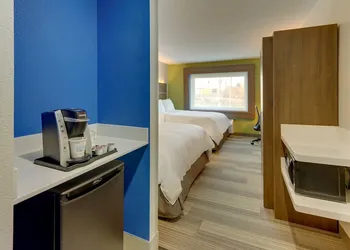 Holiday Inn Express Cincinnati North - Monroe by IHG hotel thumbnail 8