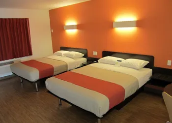 Motel 6 Anaheim, CA hotel thumbnail 5