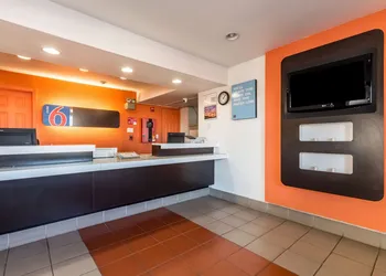Motel 6 Garland, TX - Dallas hotel thumbnail 3