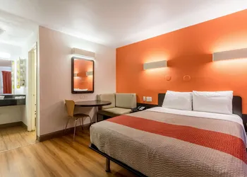 Motel 6 Garland, TX - Dallas hotel thumbnail 8