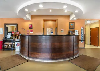 Comfort Suites Gallup East Route 66 and I-40 hotel thumbnail 6
