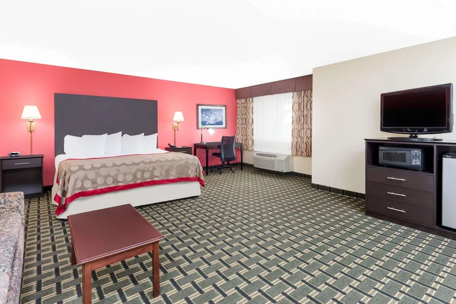 Ramada by Wyndham Vandalia hotel detail image 6