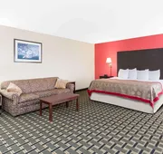 Ramada by Wyndham Vandalia hotel detail image 7